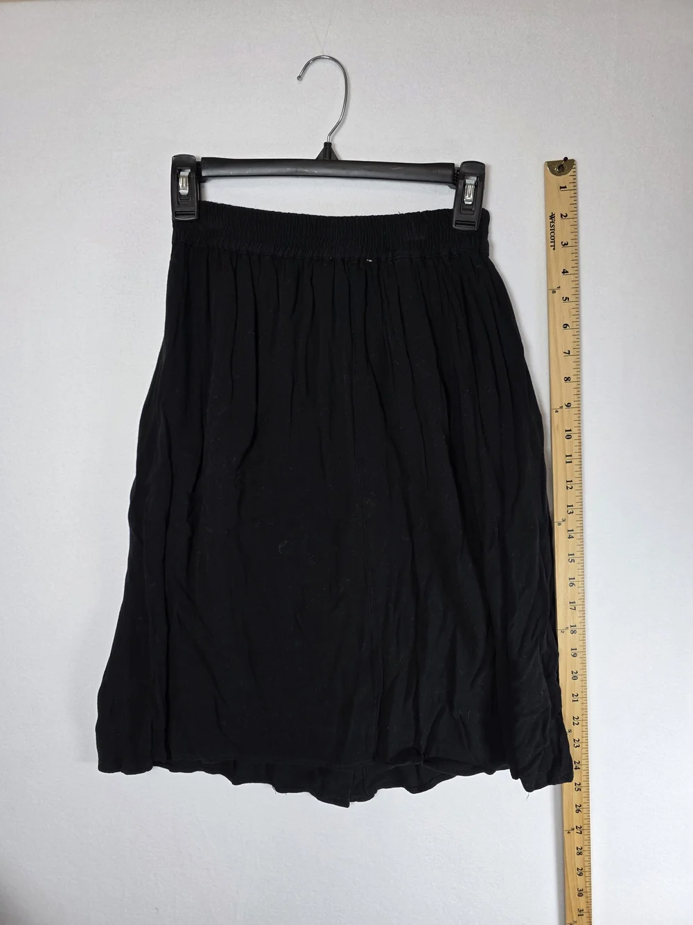 The Main Street Exchange 'SKYE' Black Button-Front Midi Skirt - Picture 6 of 6